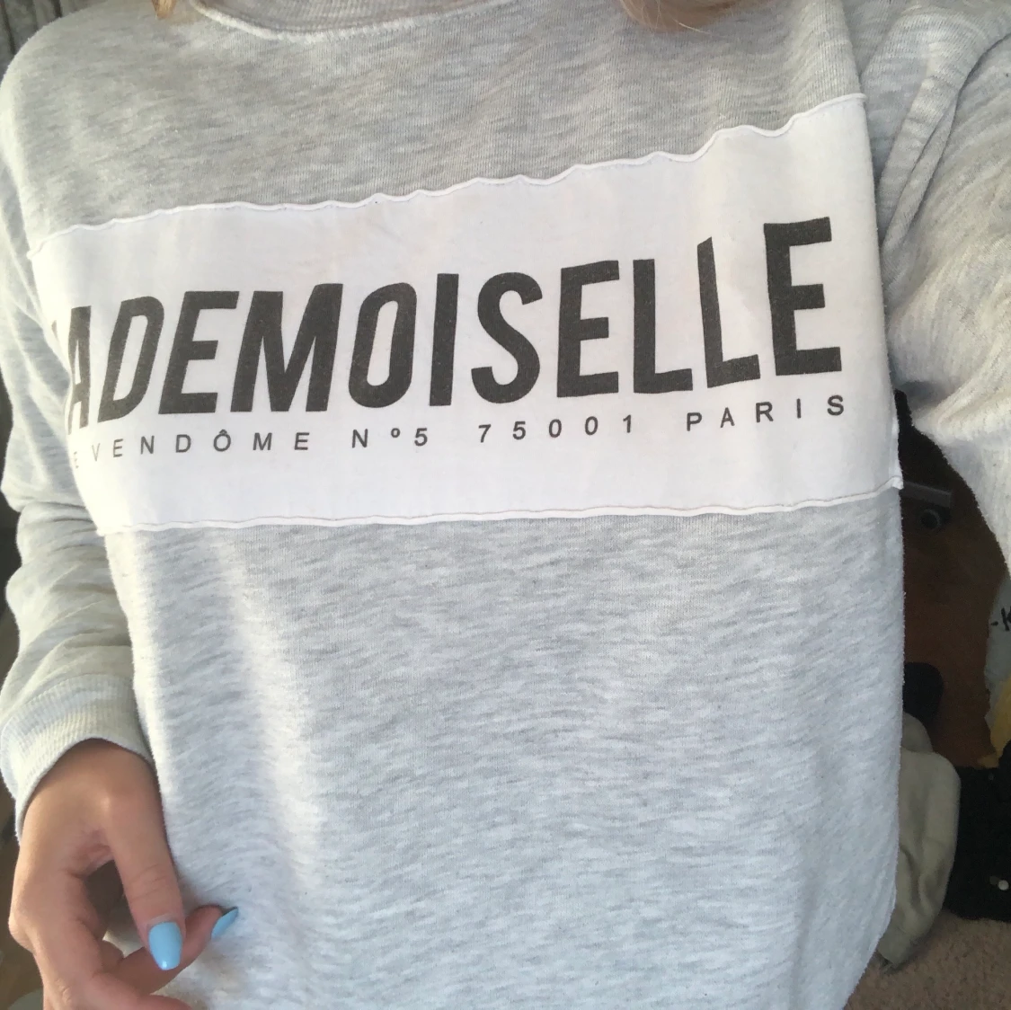 Ljusgrå Sweatshirt - 90