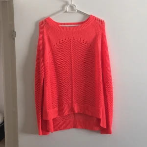  - Stickad tröja från monky, aldrig använd! 