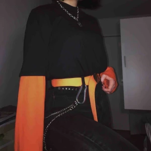  - riktigt cool tröja köpt på carlings för ett tag sen, är tyvärr inte min stil längre så säljer den nu! frakt på 42kr tillkommer :)