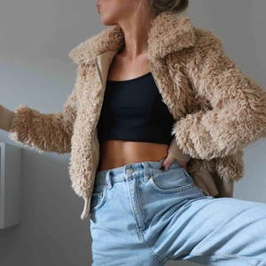  - Oanvänd från ginatricot. Frakt tillkommer 63kr