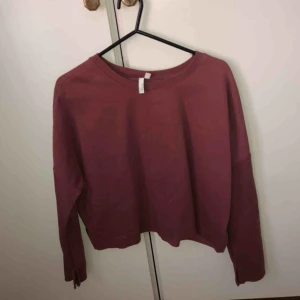  - Tröja från Nelly. Storlek xs-s.