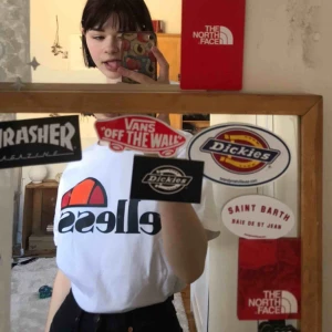  - Priset inkluderar frakt (44kr), använd sparsamt och i nyskick!😍 betalning sker via swish💕 bara att skicka ett meddelande vid frågor/om du vill ha fler bilder mm🥳 går alltid att pruta 