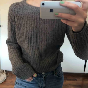  - Lång stickad tröja som även går att använda som klänning👍🏽💕