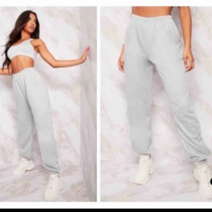  - HELT NYA lila Baggy mjukisbyxor från prettylittlethings i storlek 38=M. slutsålda i denna färgen. säljer pga för stora (är en XS/S) 100 kr. frakt tillkommer 🌸