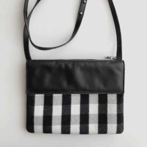  - Axelremsväska ifrån Hope Aldrig använd 