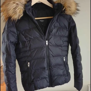 vinterjacka  - jacka från rockandblue jätte fint skick knappt använd 