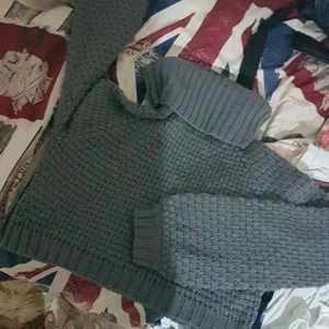 Snygg tröja - Köpt for 250 säljer för 150 Grattis frakt 