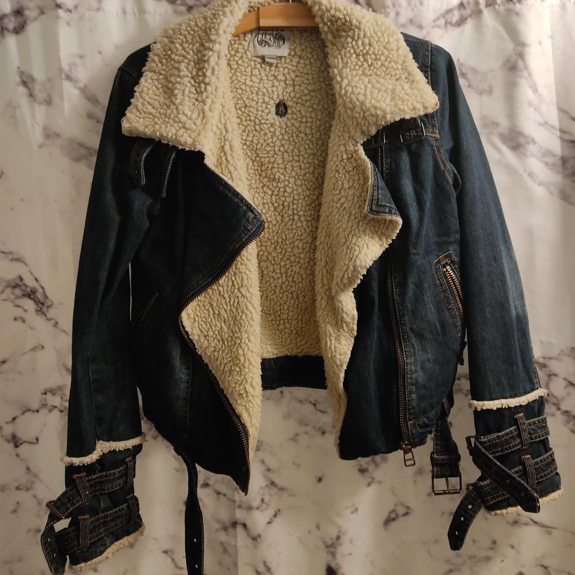 Fodrad jeansjacka Mango