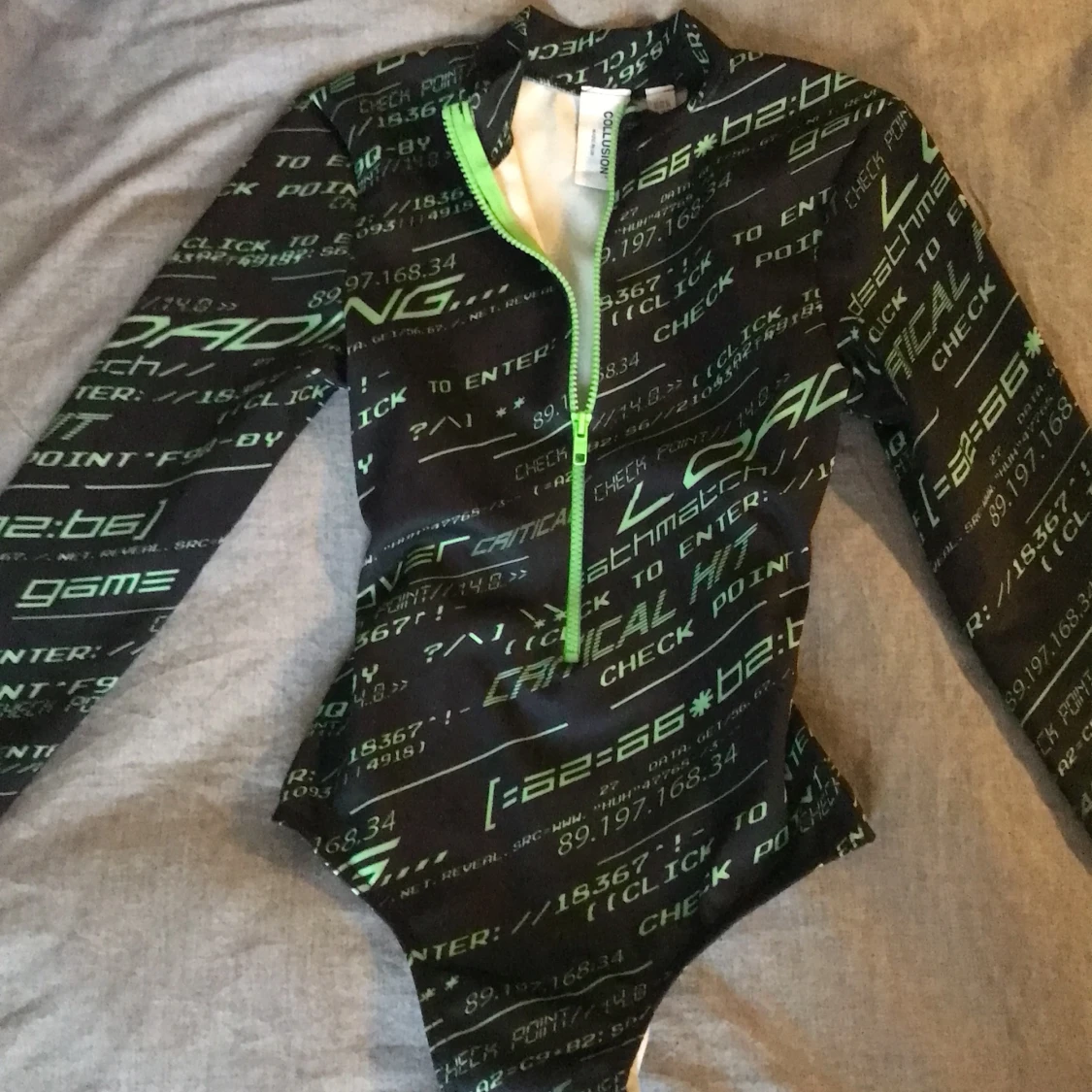 ASSNYGG BODY ASOS - 90