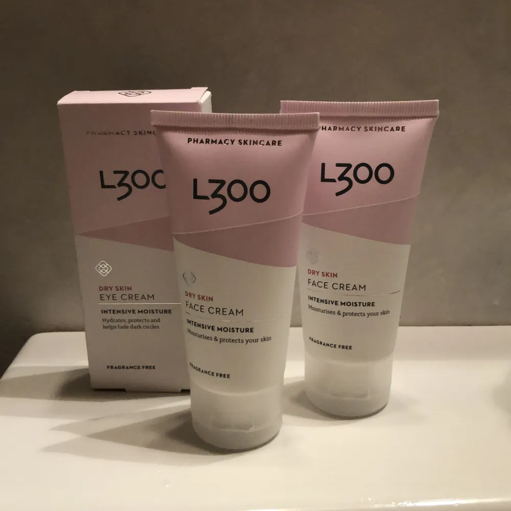 Nya produkter från L300. Två dry skin face cream intense moisture och en dry skin eye cream intense moisture. Ny, obrutna förpackningar. Nypris ca 160kr.. Övrigt.