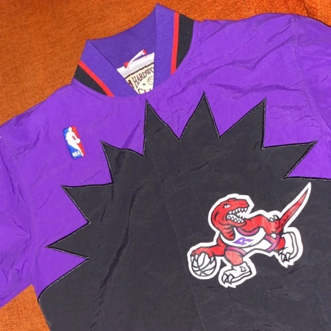 Mitchell & Ness jacks 