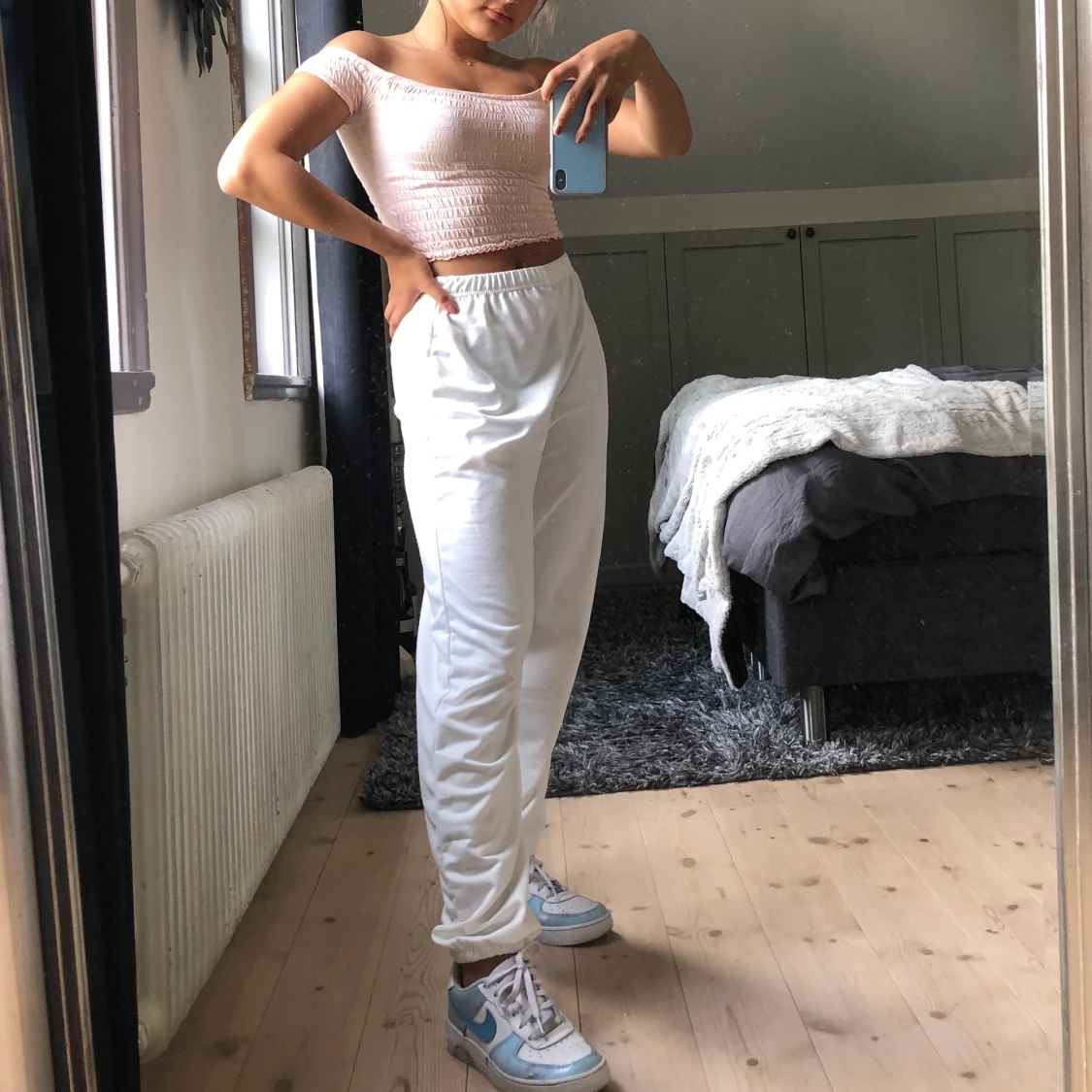 Rosa offshoulder tröja