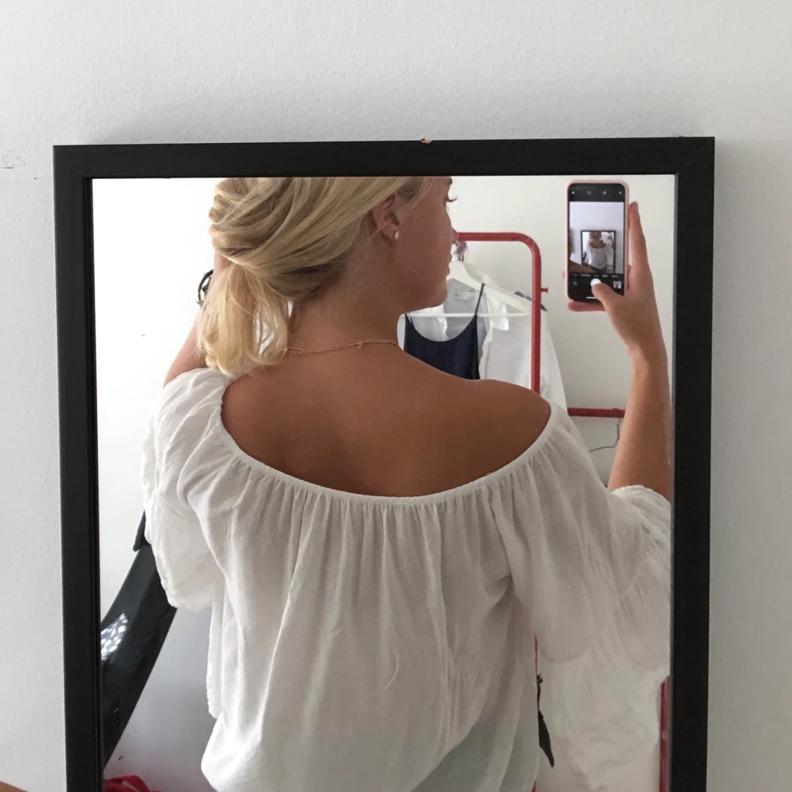 Vit off the shoulders blus  - 91