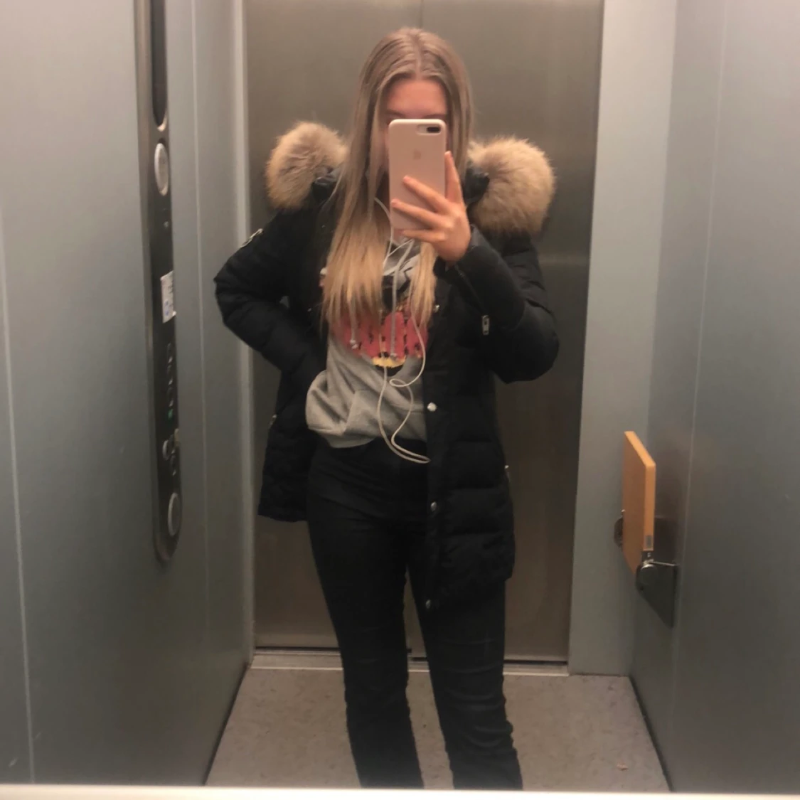 Rock and blue jacka  - 90