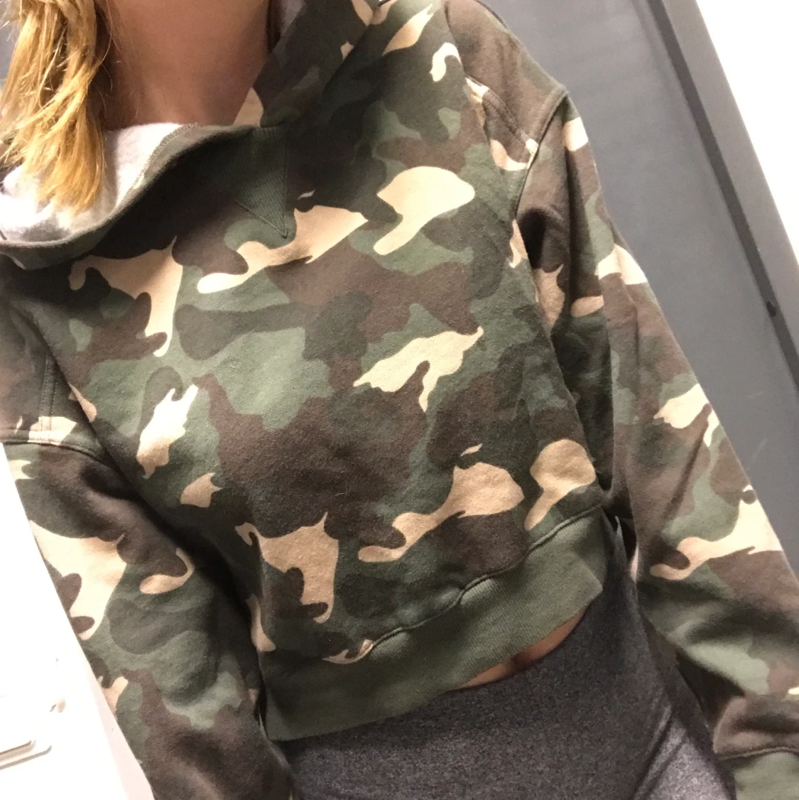 Camo hoodie - 90