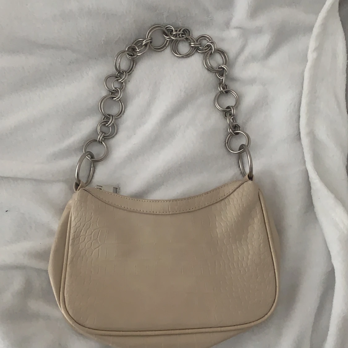 Beige bagusetteväska