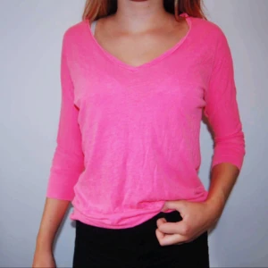  - Rosa halvlång tröja 