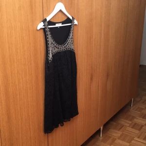  - Köpt för 800kr, Säljer massa kläder billigt pga flytt