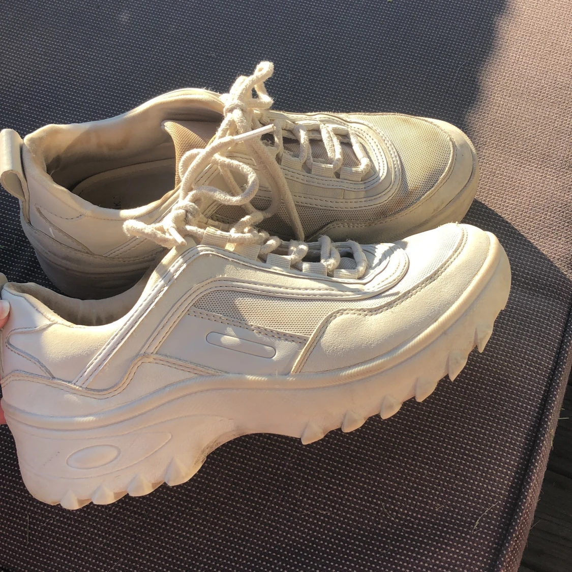 Chunky sneakers!!  - 90