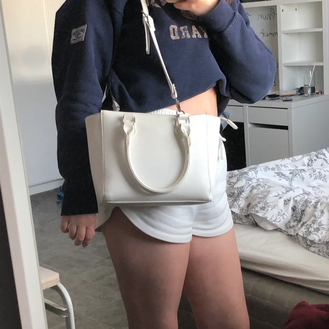 Vit handväska  - 91