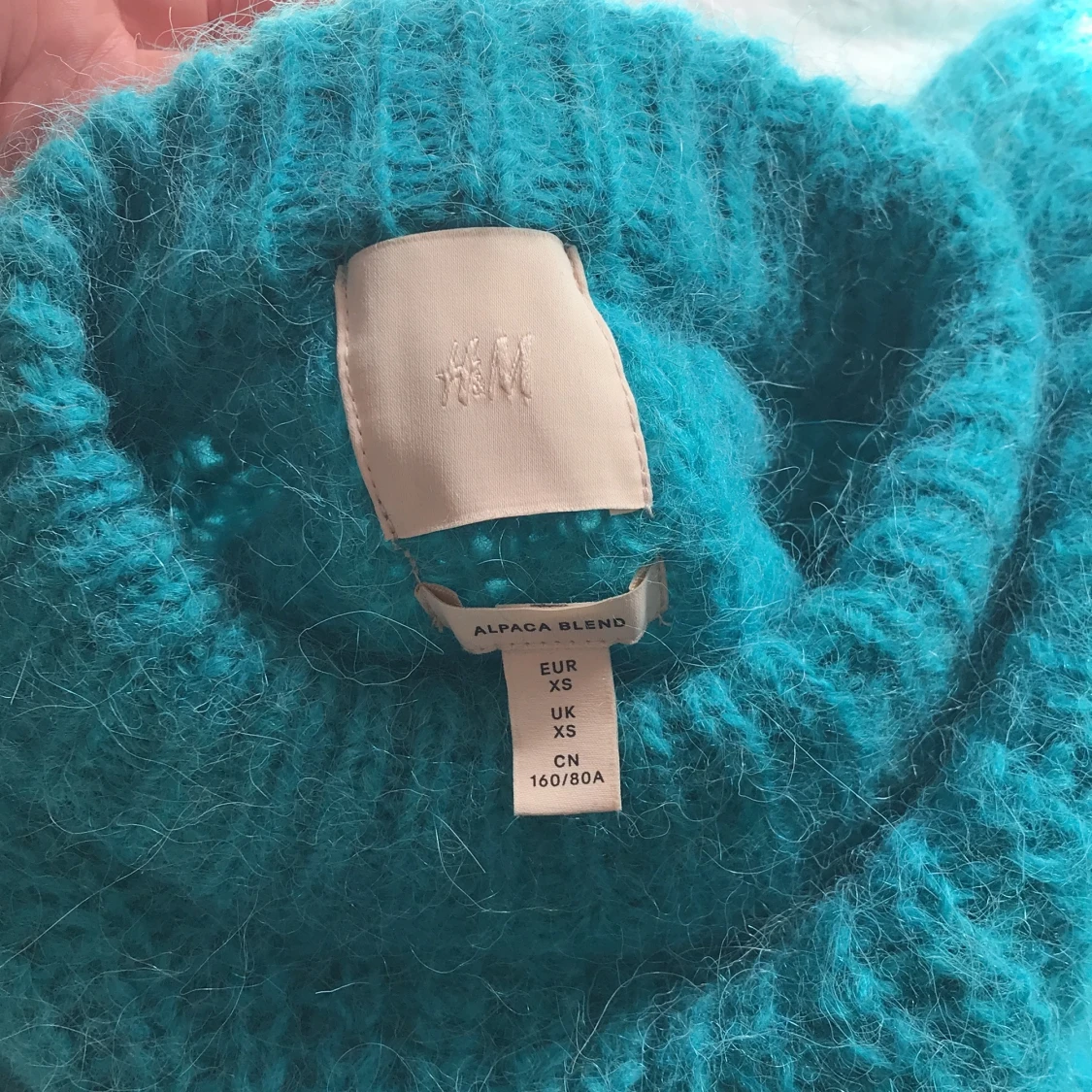 Blå stickad tröja - 91