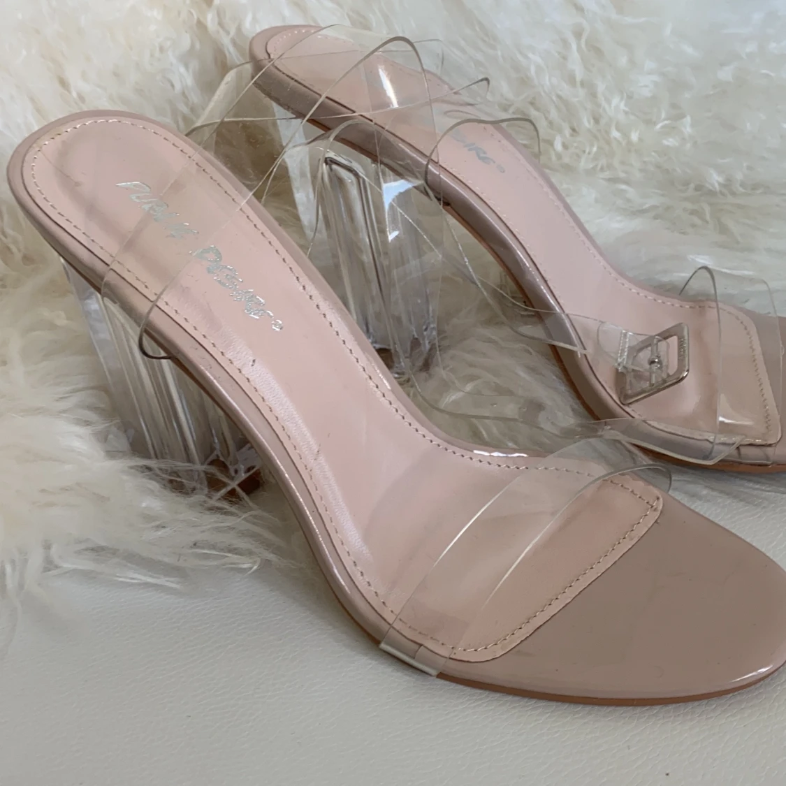 Genomskinliga klackar heels - 91