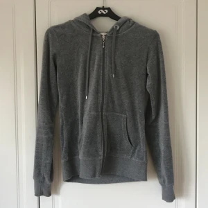 Cubus - Normal i storleken, fint skick och sällan använd, frakt exkl. :)