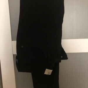 Svarta lee jeans scarlett - Fina svarta lee jeans aldrig använda