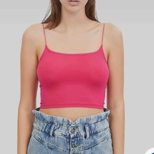  - Står storlek L men skulle säga att den sitter som en S🌼🌼