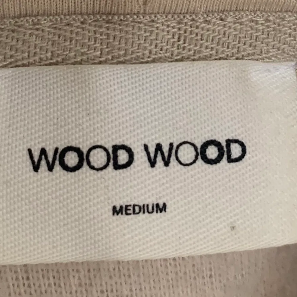Jättemysig hoodie från Wood Wood . Hoodies.