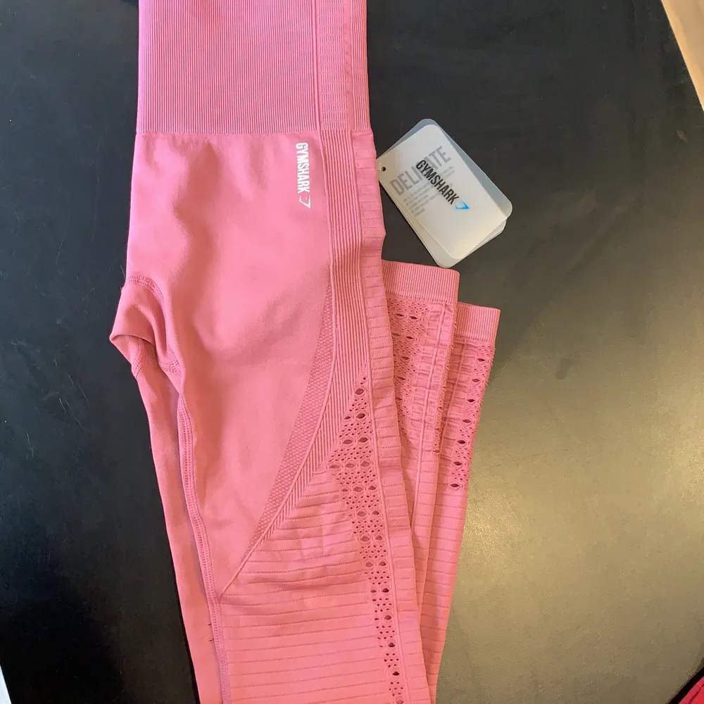 GYMSHARK Hugh Waisted Legging - dusky pink- strlSMALL —helt nya, lapparna kvar!- . Jeans & Byxor.