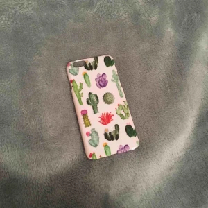  - Mobilskal från Dollar store. Passar 6 och 6s. FRAKTEN INGÅR I PRISET!!/😊