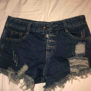 - Blåa jeans shorts 