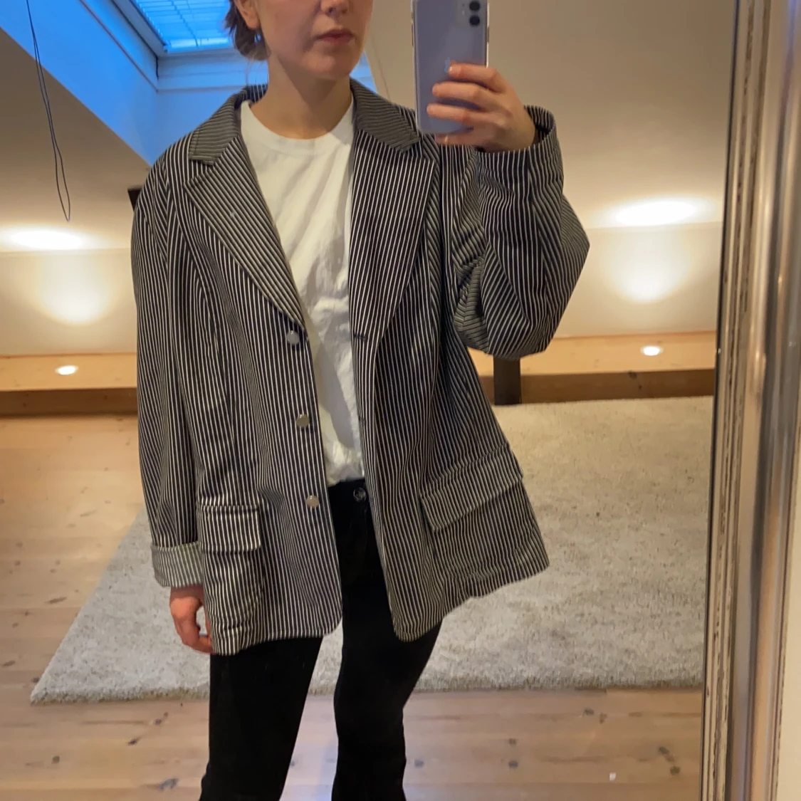 Svart-och vitrandig kappa - 90