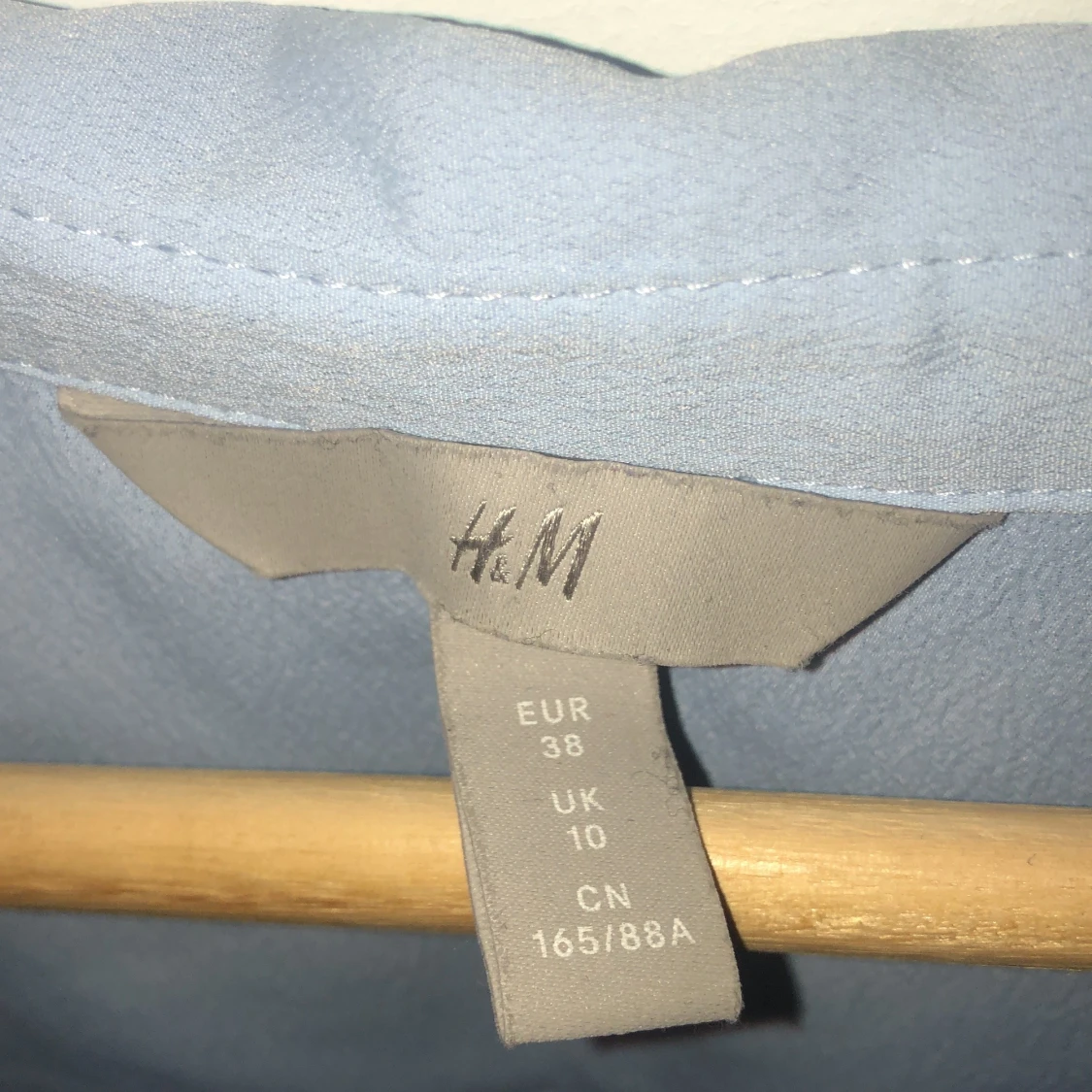 Ljusblå skjorta - 90