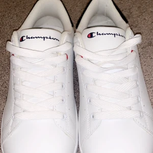 Champion skor - Vita herrskor andrig använda endast testade.