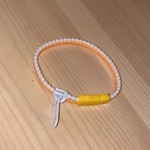 Armband - Ett armband