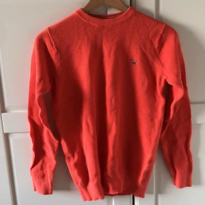 Organge GANT tröja. (Xs) - Organge GANT tröja. Knappt använd, bra skick.