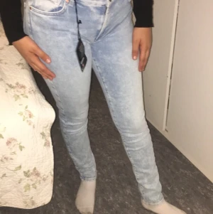 Strl S - Helt ny, säljer eftersom den inte kom till användning. Orgional pris var 599kr,  gratis frakt