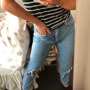 Gina jeans - stl 40 men krympta, så numera 36/38 vill bli av med allt så buda!