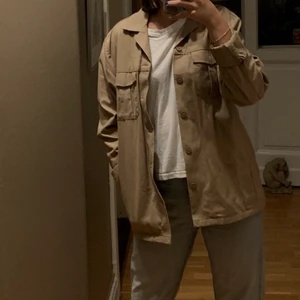 Jacka från weekday! - Perfekt höstjacka från weekdays herr! 63kr frakt eller mötas upp Malmö/Lund