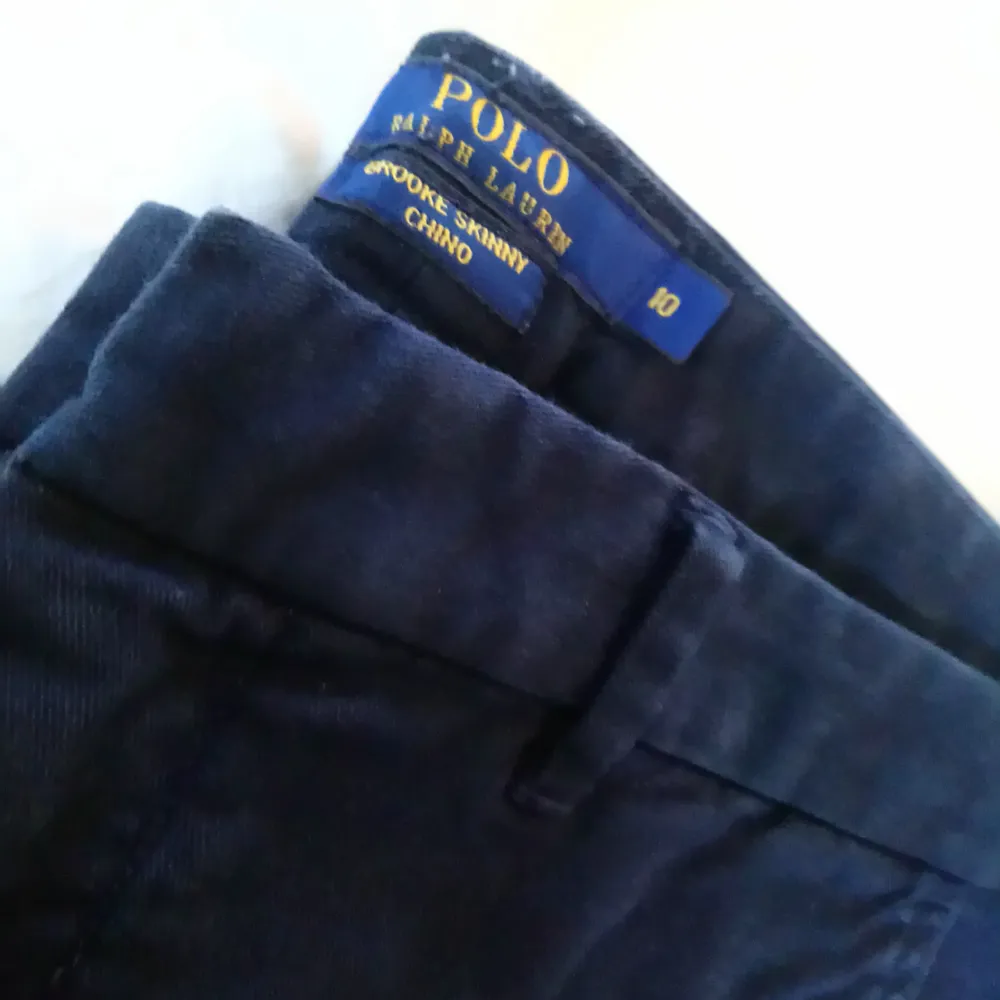 Ralph Lauren Chinos Storlek M  Kan mötas upp eller fraktas. . Jeans & Byxor.