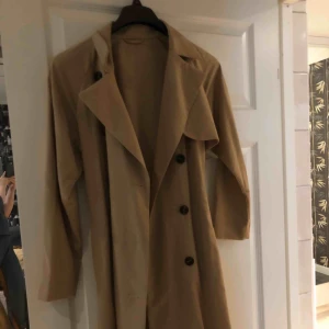  - En fin kappa aldrig använd köpte för ett år sedan i Tokyo ,