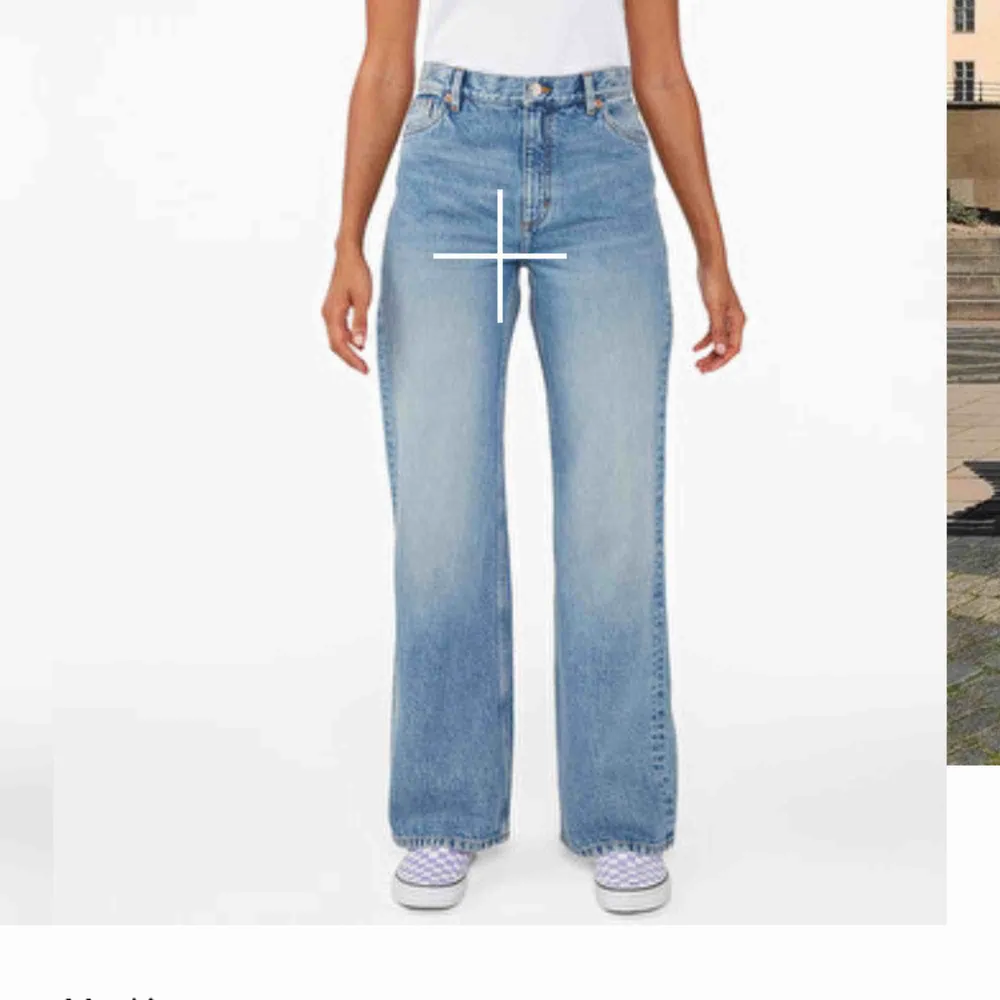 Snygga o populära monki Yoko jeans (inte mina bilder) bra skick och orginalpris 400. Jeans & Byxor.