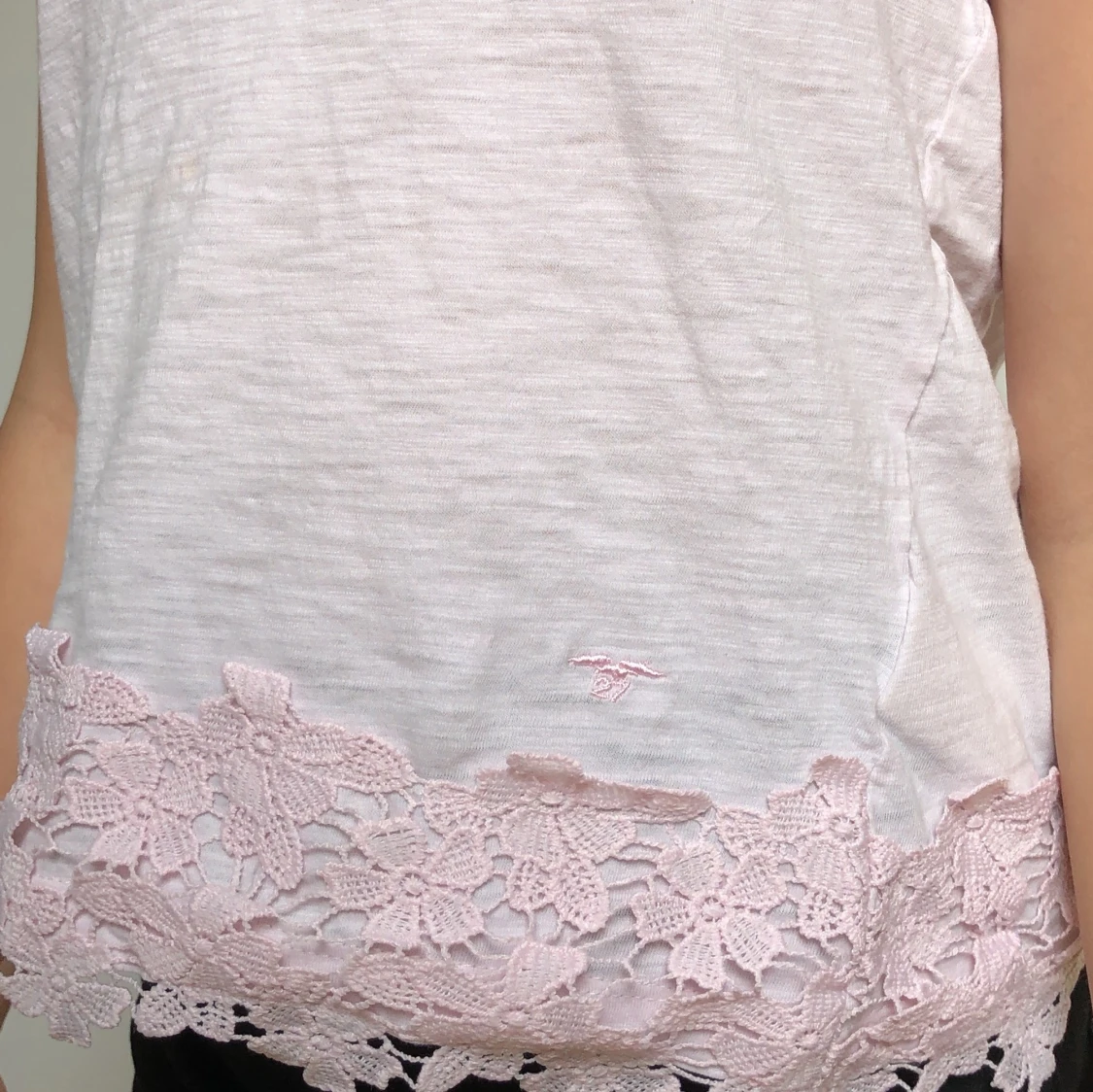 Rosa blommig tröja - 91