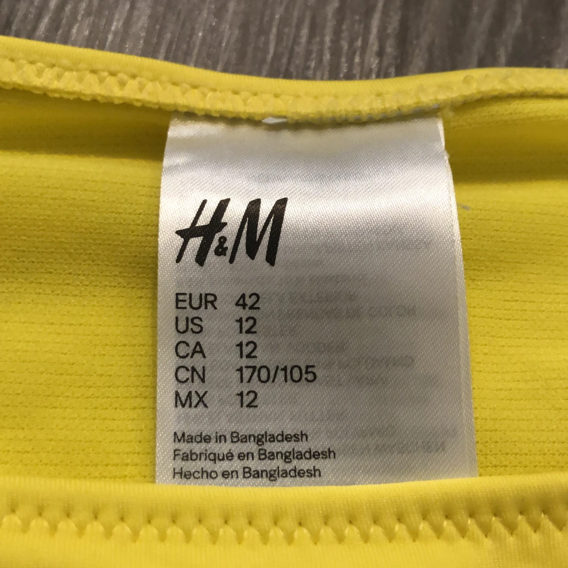 Gul bikiniunderdel  - 90