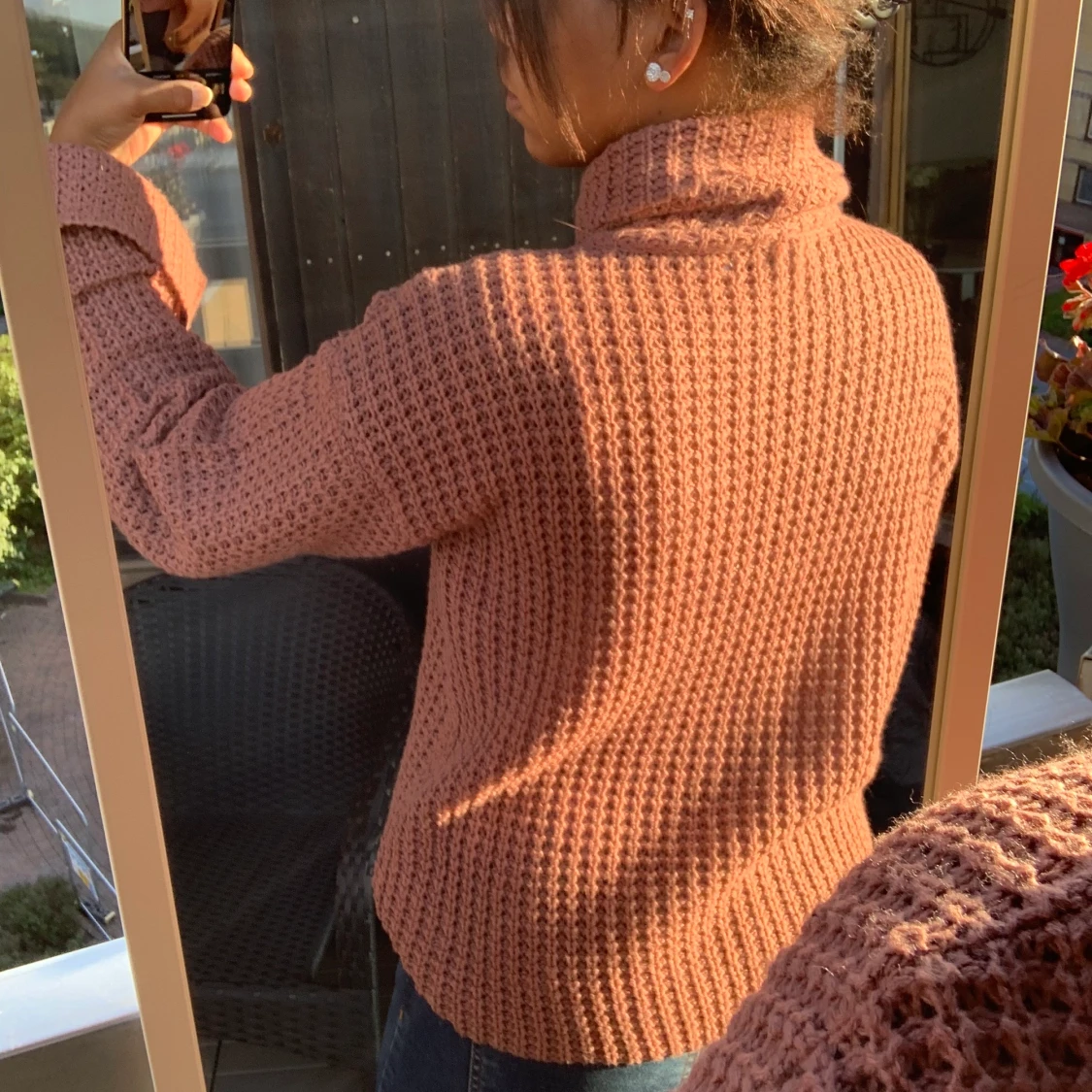 Stickad tröja i krämig rosa - 90