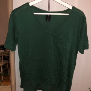 G-Star T-\shirt  - T-shirt från G-\Star, storlek L men funkar s-xl 