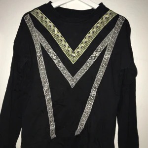  - Fin tröja från even and odd! Endast provad😊