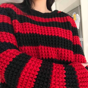  - Stickad kofta från cheap monday. Fint skick. Köpare står för frakt 59kr.